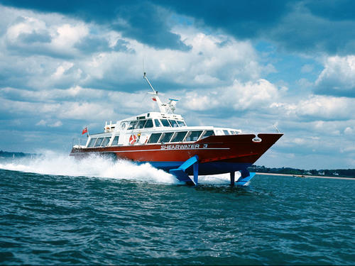 采用動(dòng)態(tài)應(yīng)變儀測(cè)量新造船舶發(fā)電機(jī)軸功率