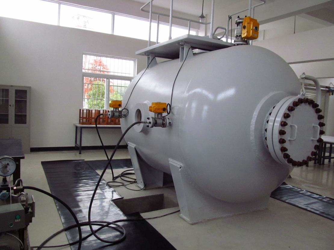 盲孔法殘余應(yīng)力檢測儀在大型耐壓殼上的應(yīng)用